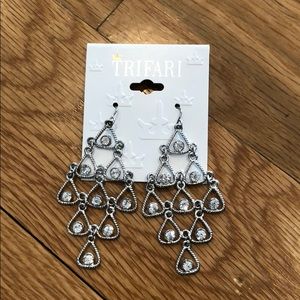 NWT Trifari Silver And Crystal Drop Earrings